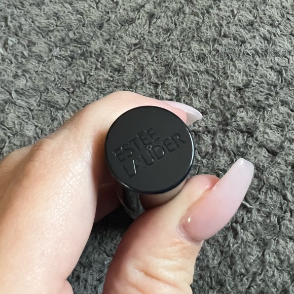 Estée Lauder pure color envy lipstick - Picture 7 of 8